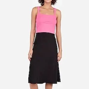 *NWT* Ribbed Square Neck Cropped Cami